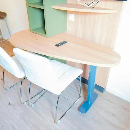 Apartment 5 Minutes Du Zenith - Chic *